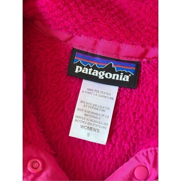 Patagonia Re-Tool Snap-T Radiant Magenta Pink Fleece Pullover size S - Picture 4 of 10
